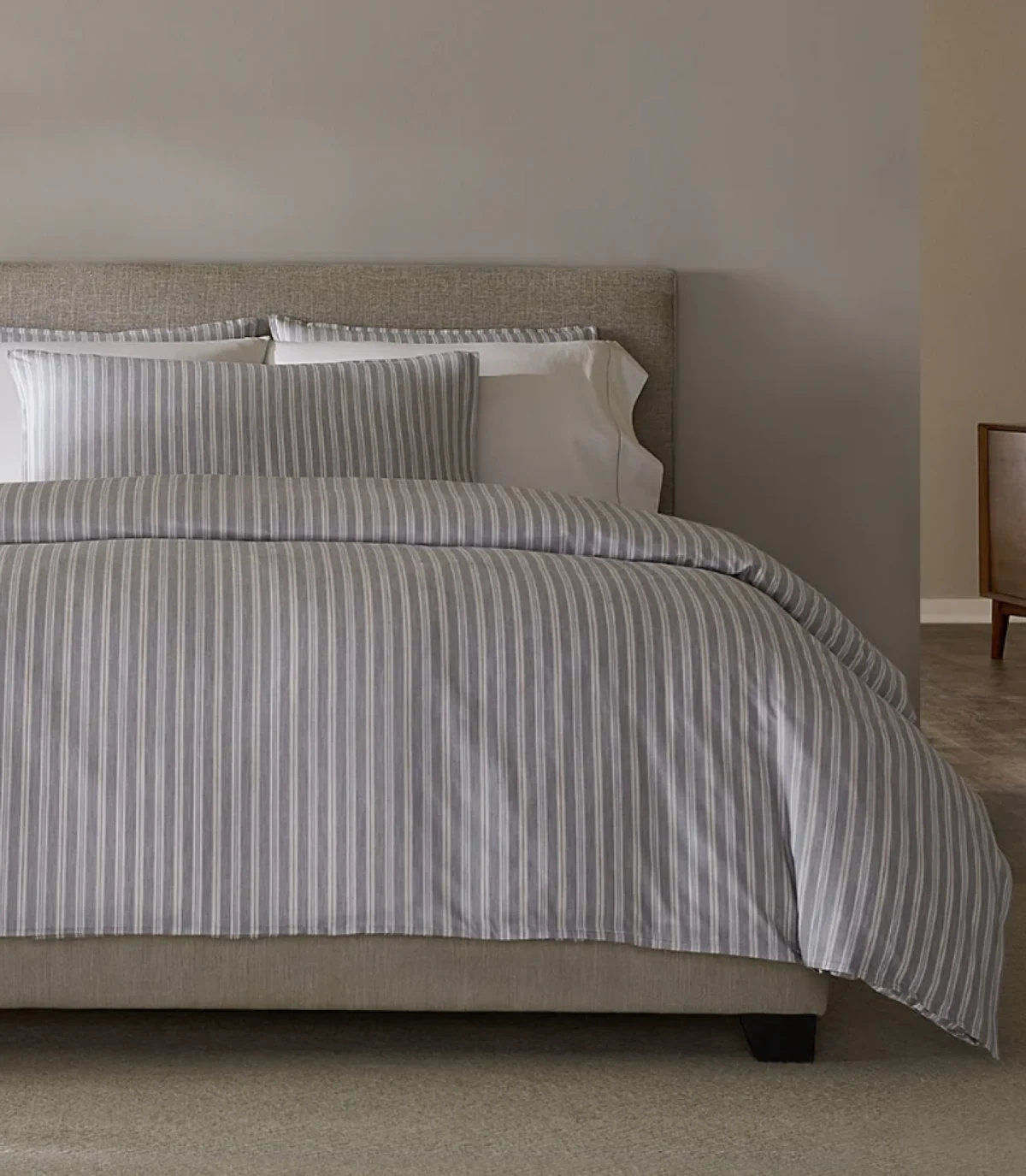 Sferra Leranto striped duvet cover